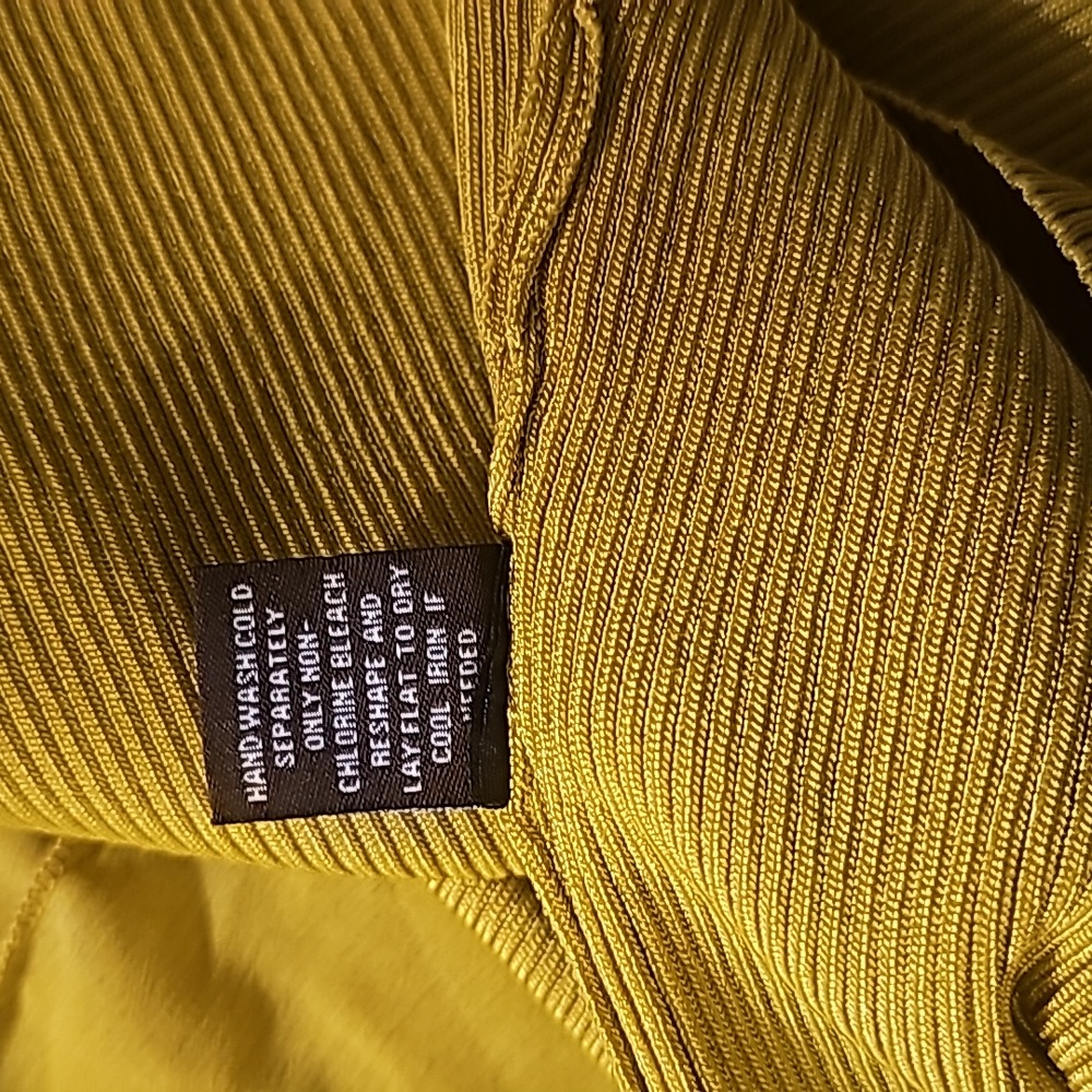 Womens ADRIENNE VITTADINI Sleeveless Sweater. Lime Green. Size Large. - Picture 8 of 8